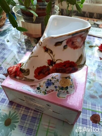 Фарфоровые изделия (к14)