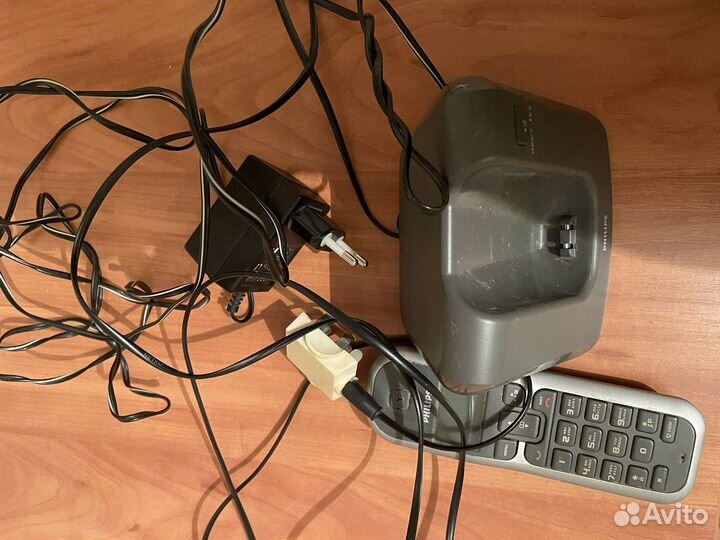Домашний телефон philips