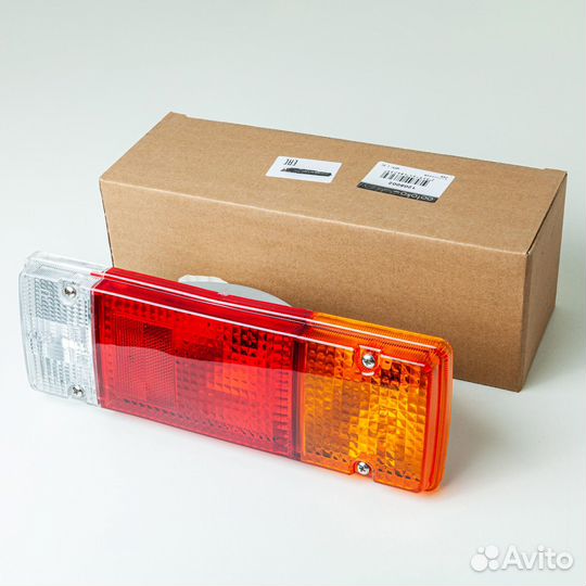 Стоп сигнал toyota dyna широкий, левый/правый один