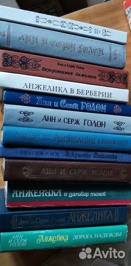 Кира Касс, Паола Волкова