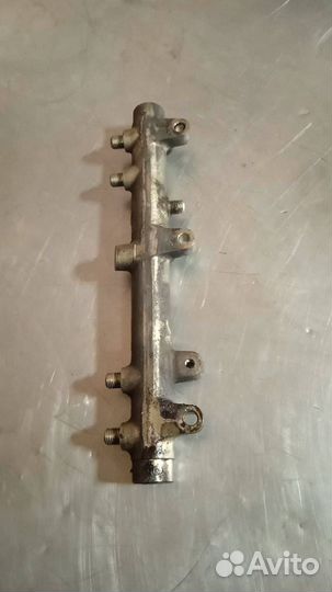 Топливная рампа Citroen Jumper рест. 2006