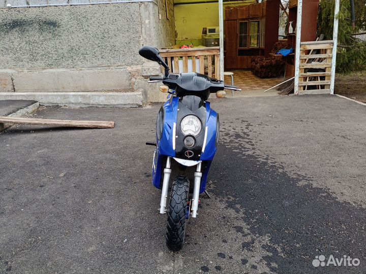 Tornado скутер