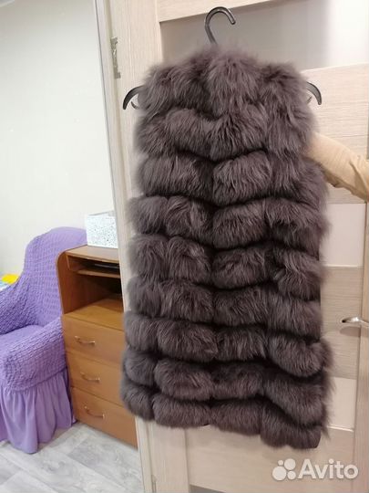 Жилетка меховая женская