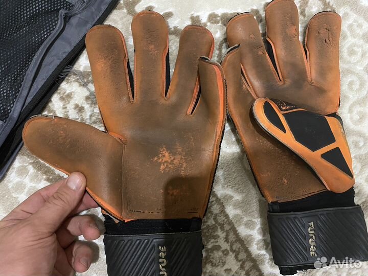 Вратарские перчатки puma р 10