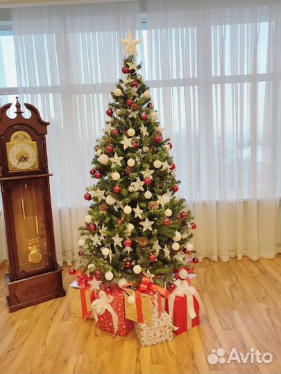 Новогоднее оформление офисов магазинов