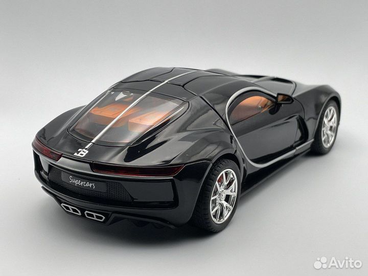 Модель автомобиля Bugatti Atlantic металл 1:24