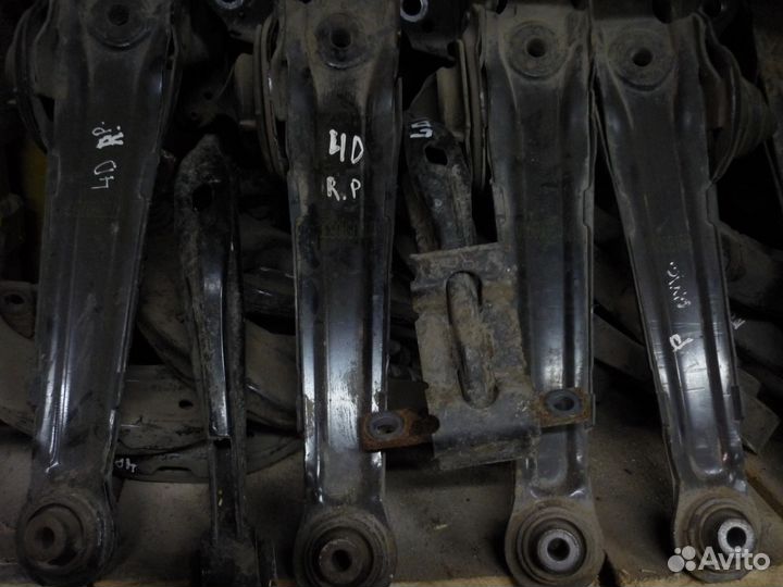 Рычаг задний нижний правый левый Хонда Цивик 4Д