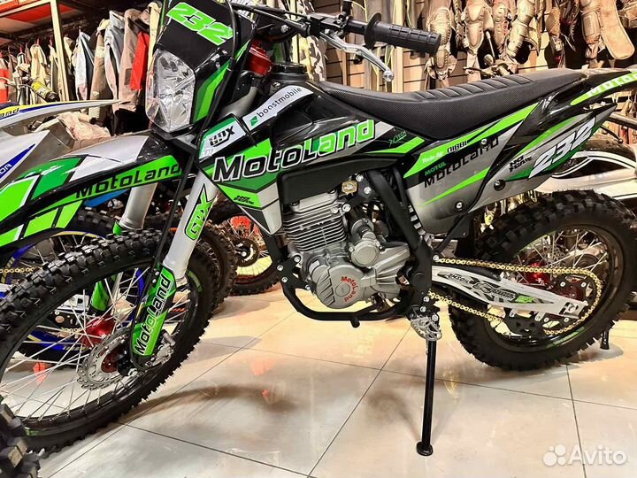 Мотоцикл Кросс Motoland XT 250 HS (172FMM-4V)