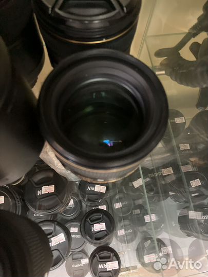 Портретный объектив Nikon AF-S 85mm f/1.4G (N)