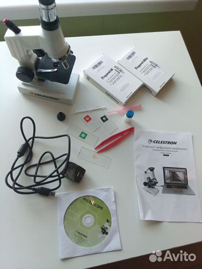 Учебный цифровой микроскоп Celestron