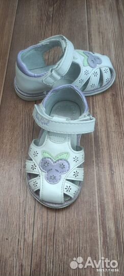 Босоножки для девочки 20