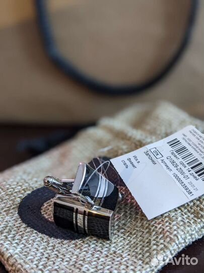 Okami запонки