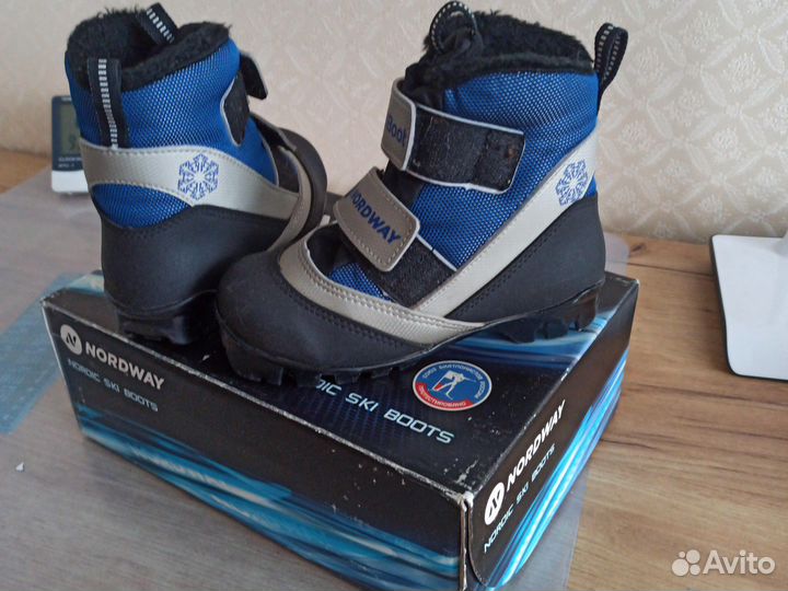 Лыжные ботинки детские 31размер