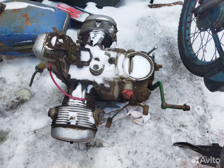 Запчасти на мотоцикл Урал днепр