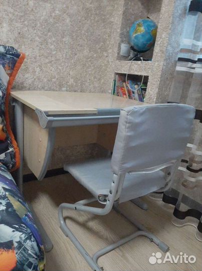 Письменный стол