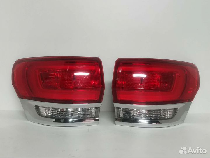 Фонари задние Jeep Grand Cherokke WK2