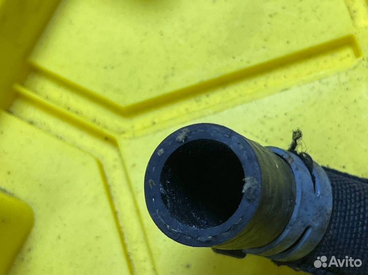 Патрубок (трубопровод, шланг) Audi A8 D4/4H 2012