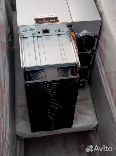 Asic майнер Bitmain Antminer S19