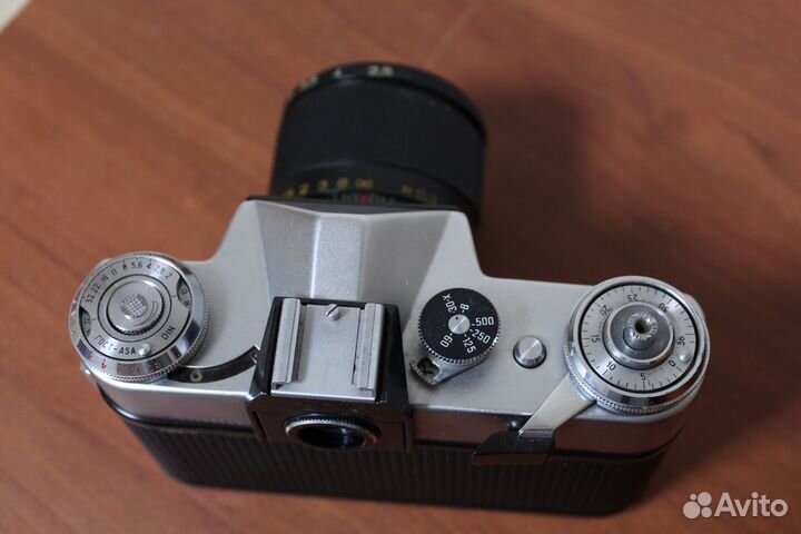 Фотоаппарат Zenit-E с объективом Индустар-61л/3-мс