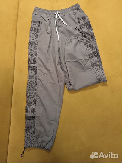 Нейлоновые штаны