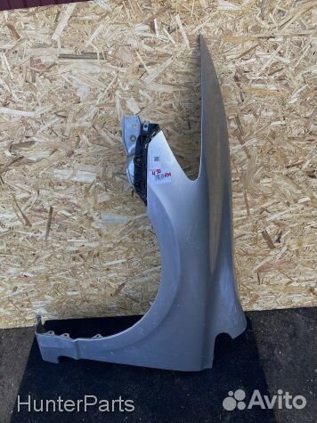 Крыло переднее левое Honda Civic 4d