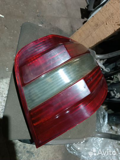 Фонарь правый Mercedes ML W164