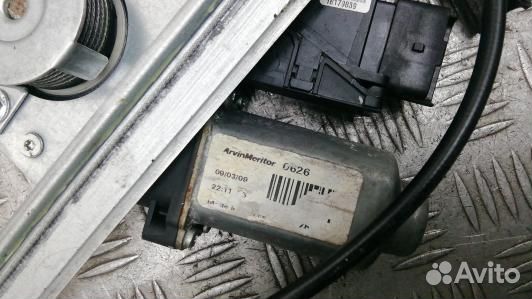 Стеклоподъемник передний правый renault espace 4