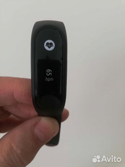 Фитнес трекер tomtom