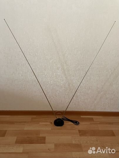 Антенна домашняя, телевизионная