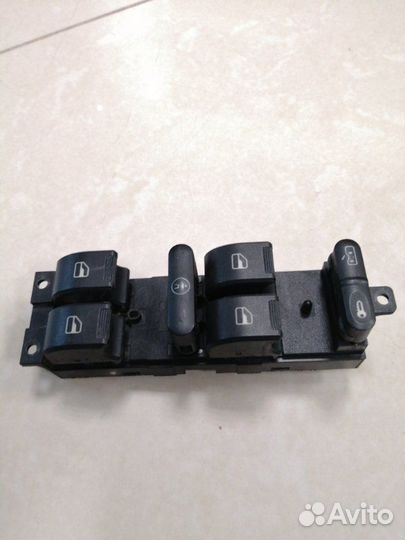 Блок управления стеклоподъемниками Chery Tiggo T11