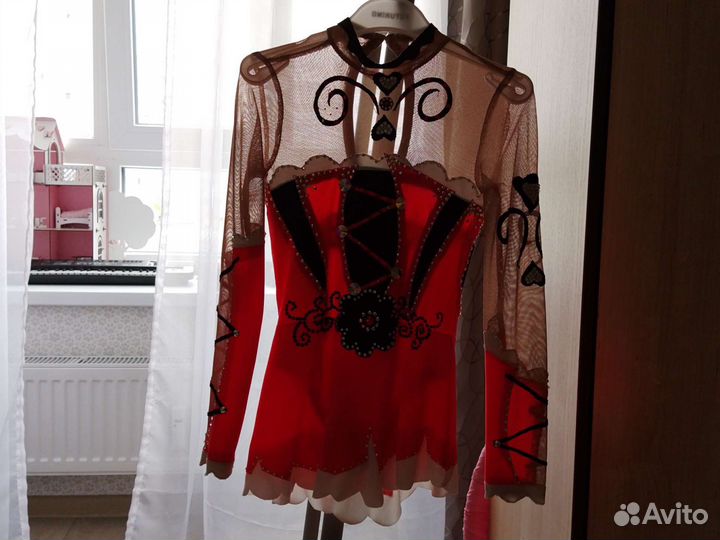 Купальник для художественной гимнастики