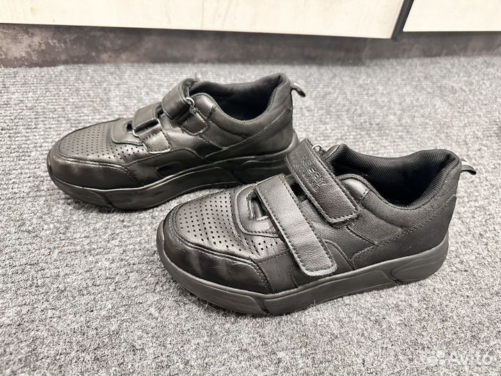 Кроссовки ботинки crosby 35