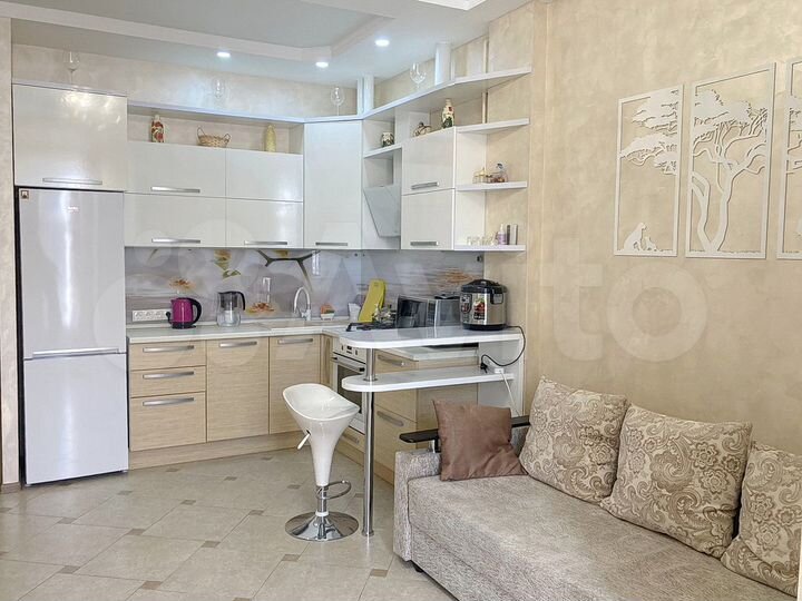 3-к. квартира, 85 м², 1/3 эт.