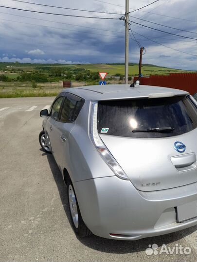 Nissan Leaf 109 л.с. AT, 2011, 80 000 км