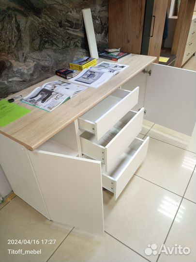 Готовая кухня со столешницей 1600