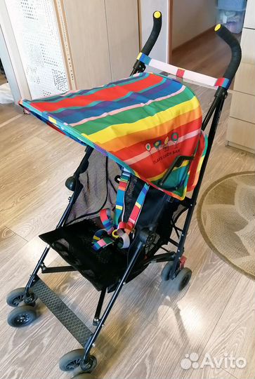 Коляска Maclaren Volo