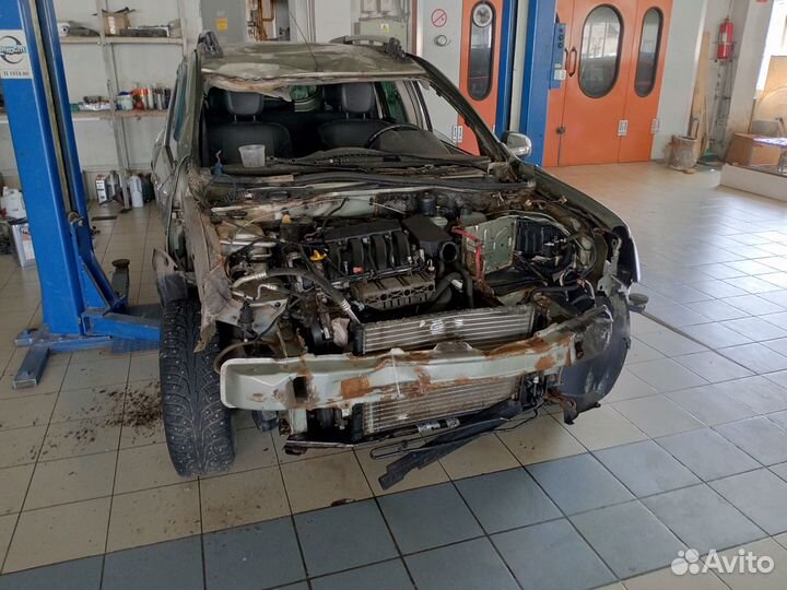 В разборе Renault duster 2.0 F4RA400