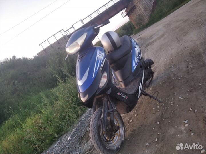 Скутер метеор рейсер