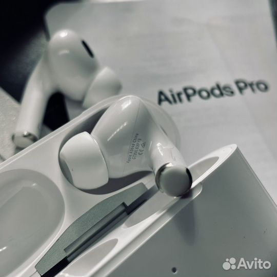 AirPods Pro 2 / USB C / поддержка IOS 18