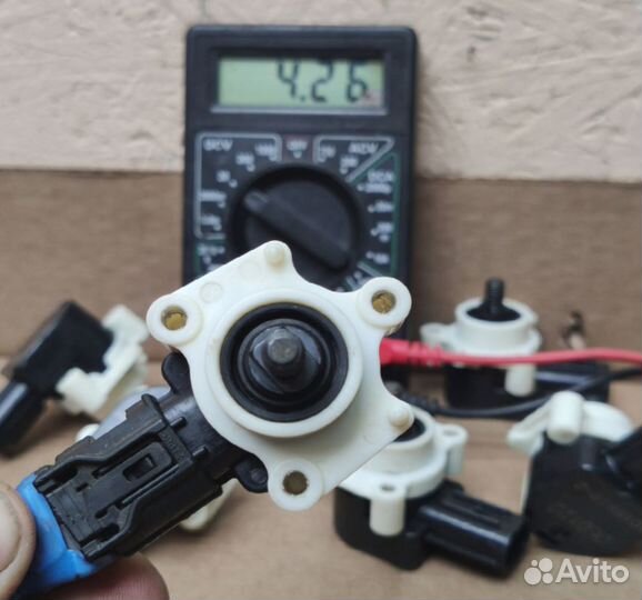 Датчик положения кузова Lexus RX300 d-9366