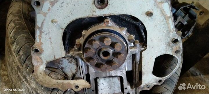 Двигатель Mitsubishi Montero V20 6G72 1996