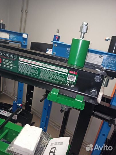 Напольный гидравлический пресс rockforce 20т