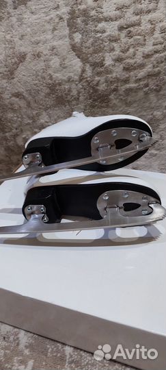 Коньки фигурные