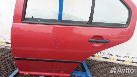 Дверь задняя левая volkswagen bora 1 (LBE06FG01)