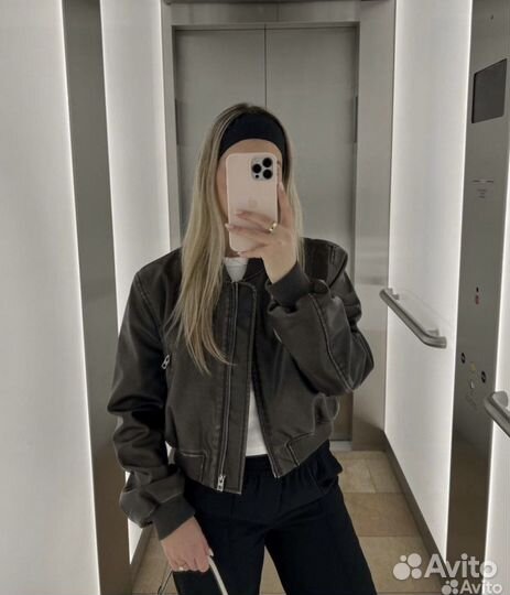 Кожаный бомбер zara