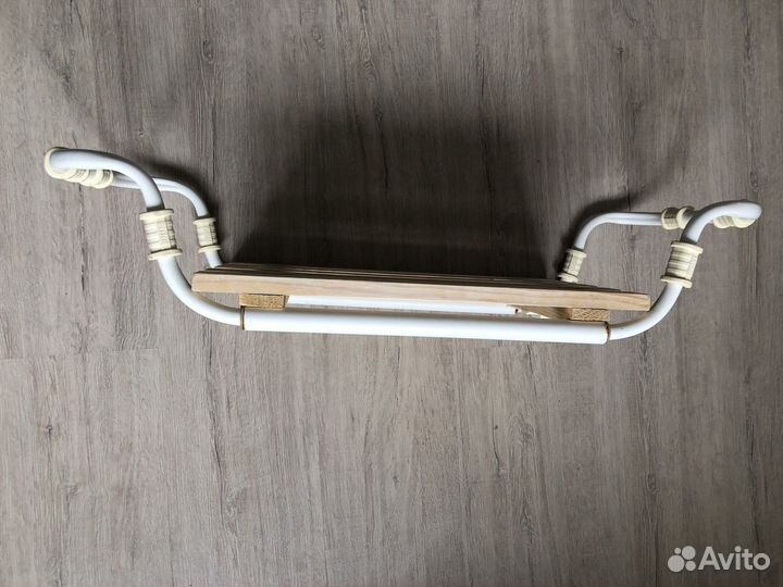 Сиденье для ванны