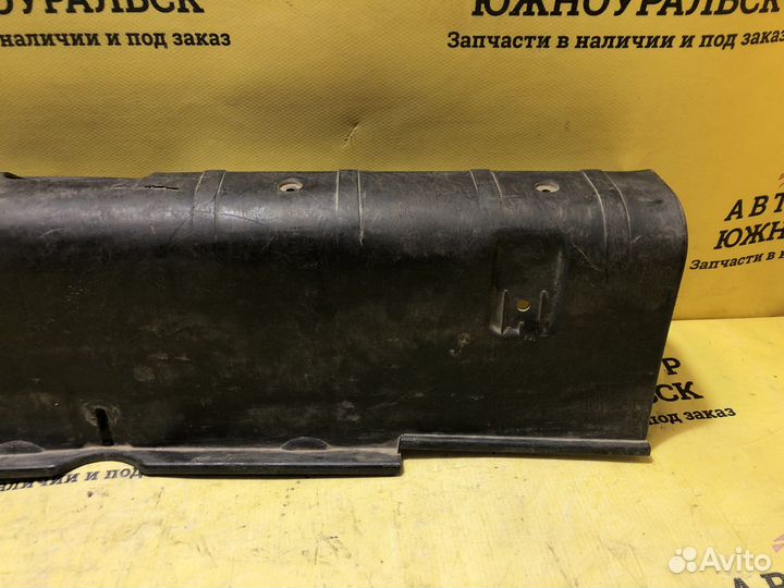 Накладка замка багажника Peugeot 206 седан