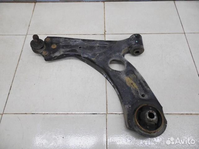 Рычаг передний левый Aveo (T300) 2011