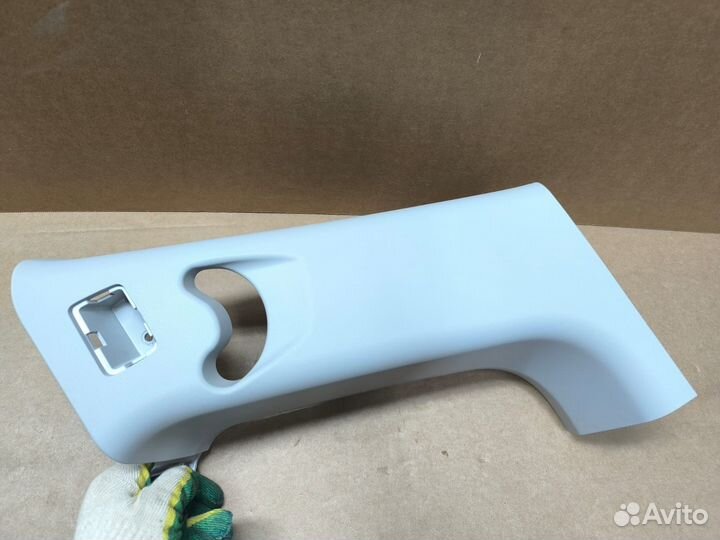 Накладка задней левой стойки Exeed VX