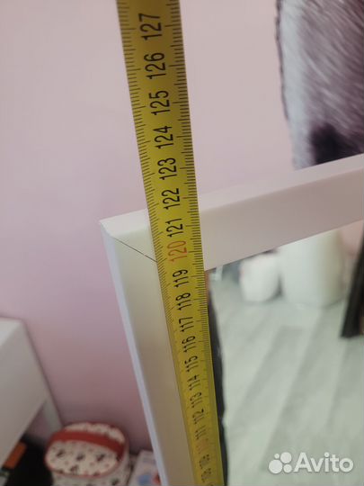 Напольное зеркало